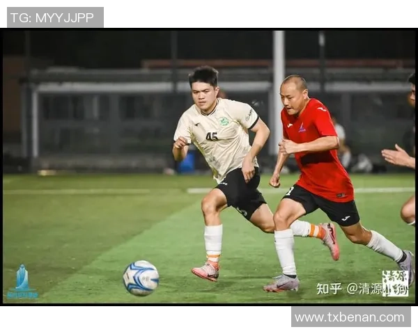 足球明星的魅力与风采究竟有多吸引人眼球让我们一同探讨 足球明星的魅力与风采究竟有多吸引人眼球让我们一同探讨